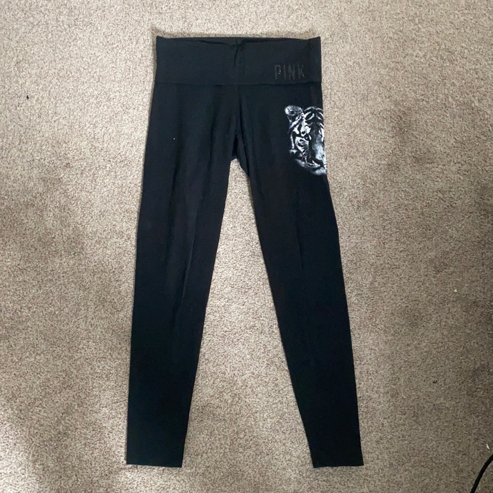 VS PINK Tiger Leggings